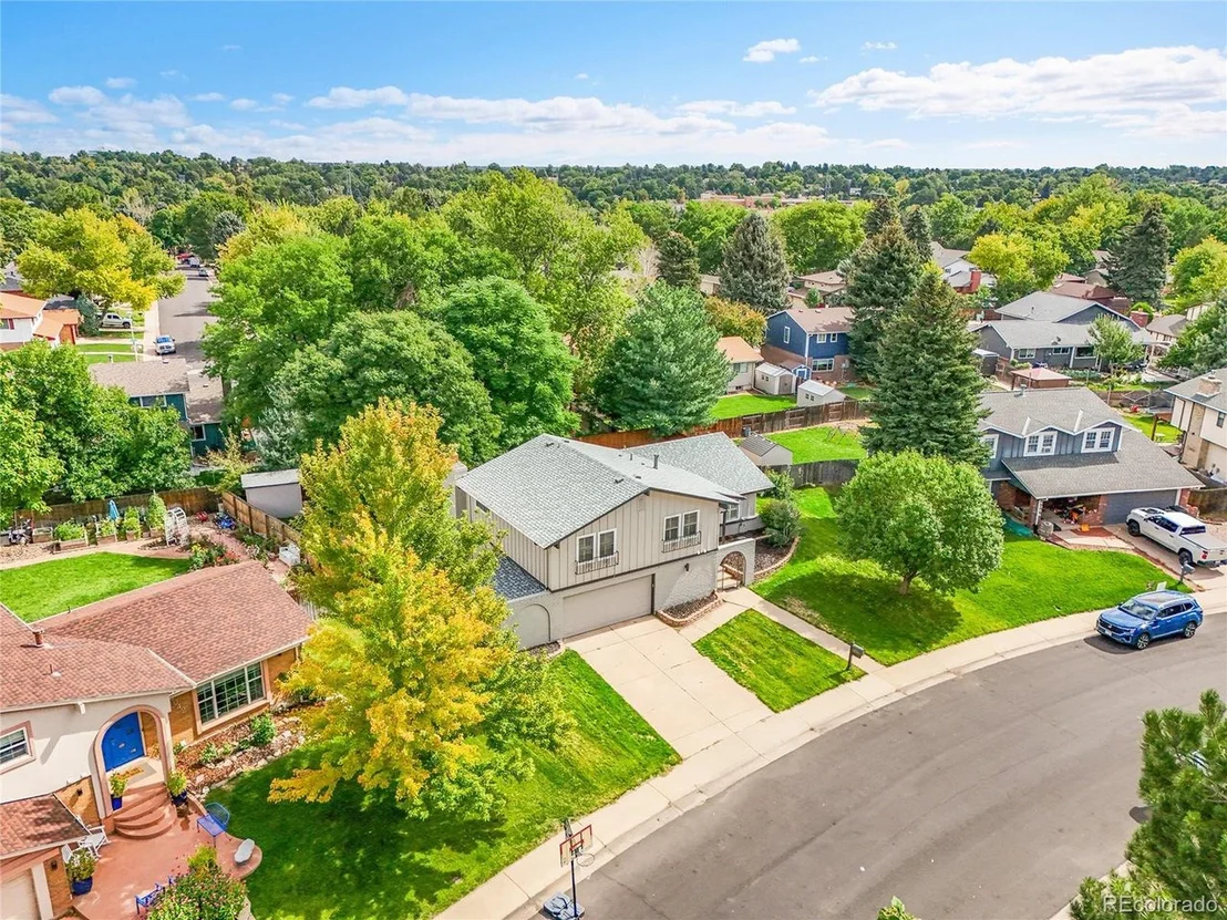 Photo of 4046 S Reading Way