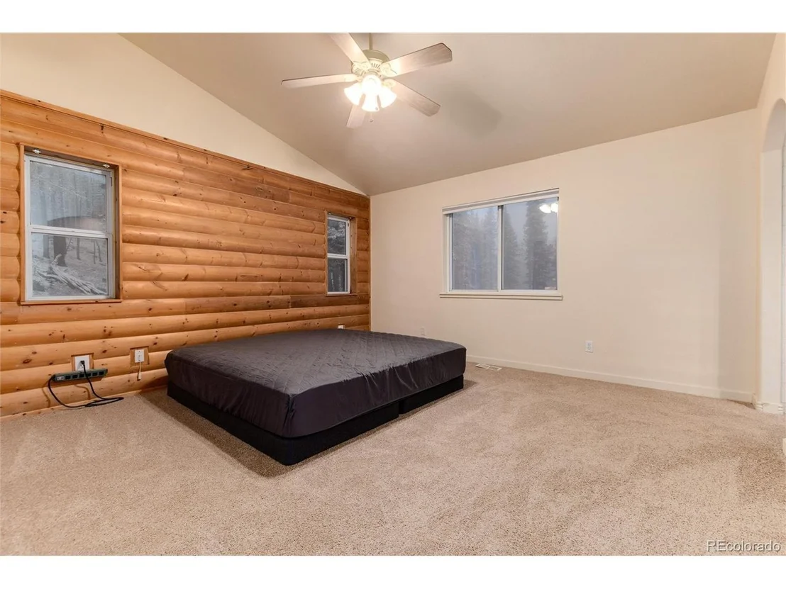 Photo of 250 Upper Forest Rd
