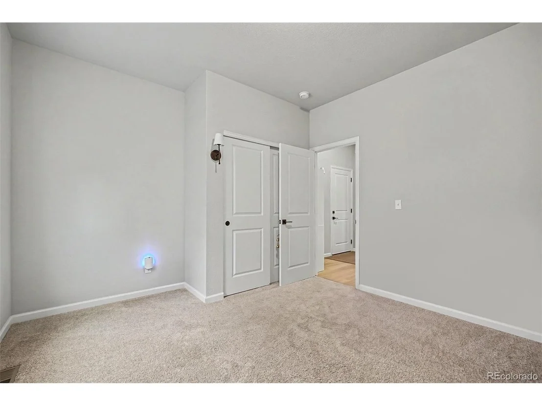 Photo of 2941 S Flat Cir
