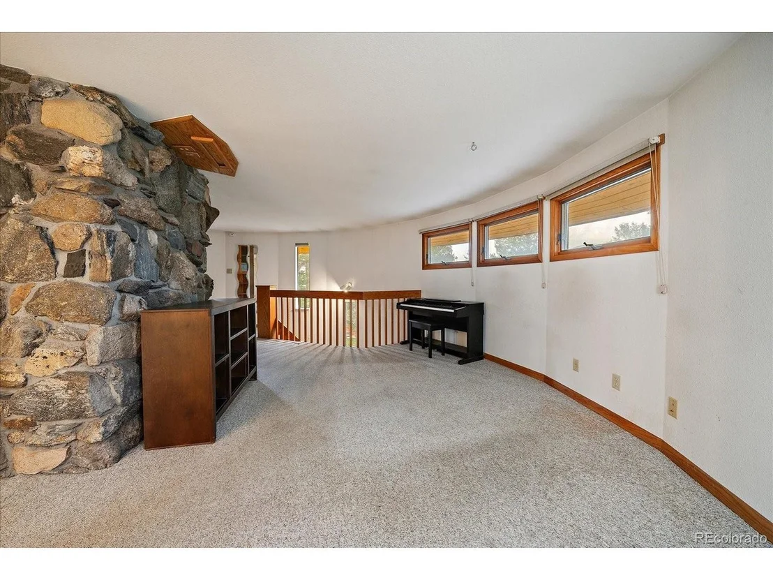 Photo of 475 Circle Dr