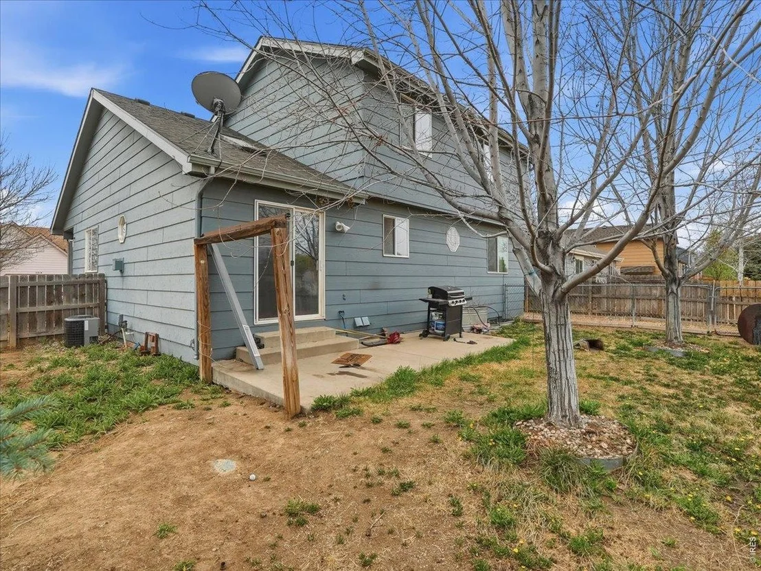 Photo of 2215 Nicholas Dr