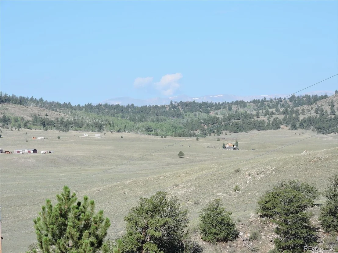 Photo of 640 Arapaho Trl