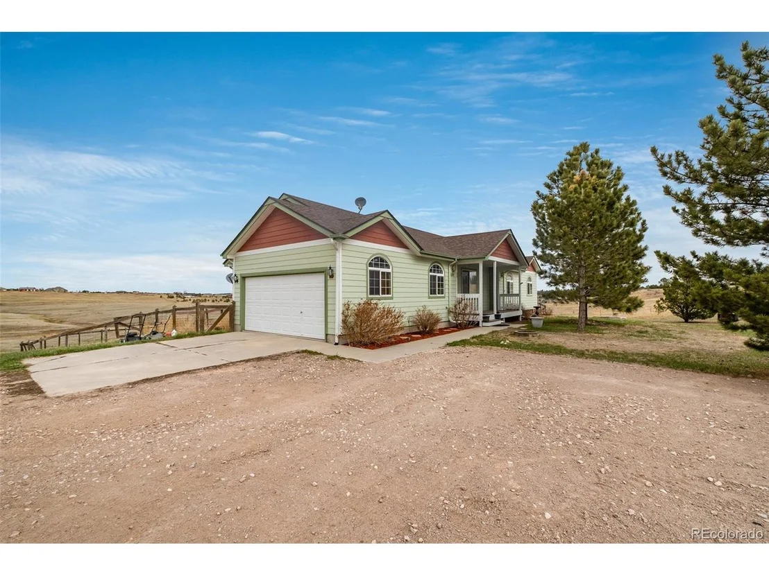 Photo of 1397 Santa Fe Trl