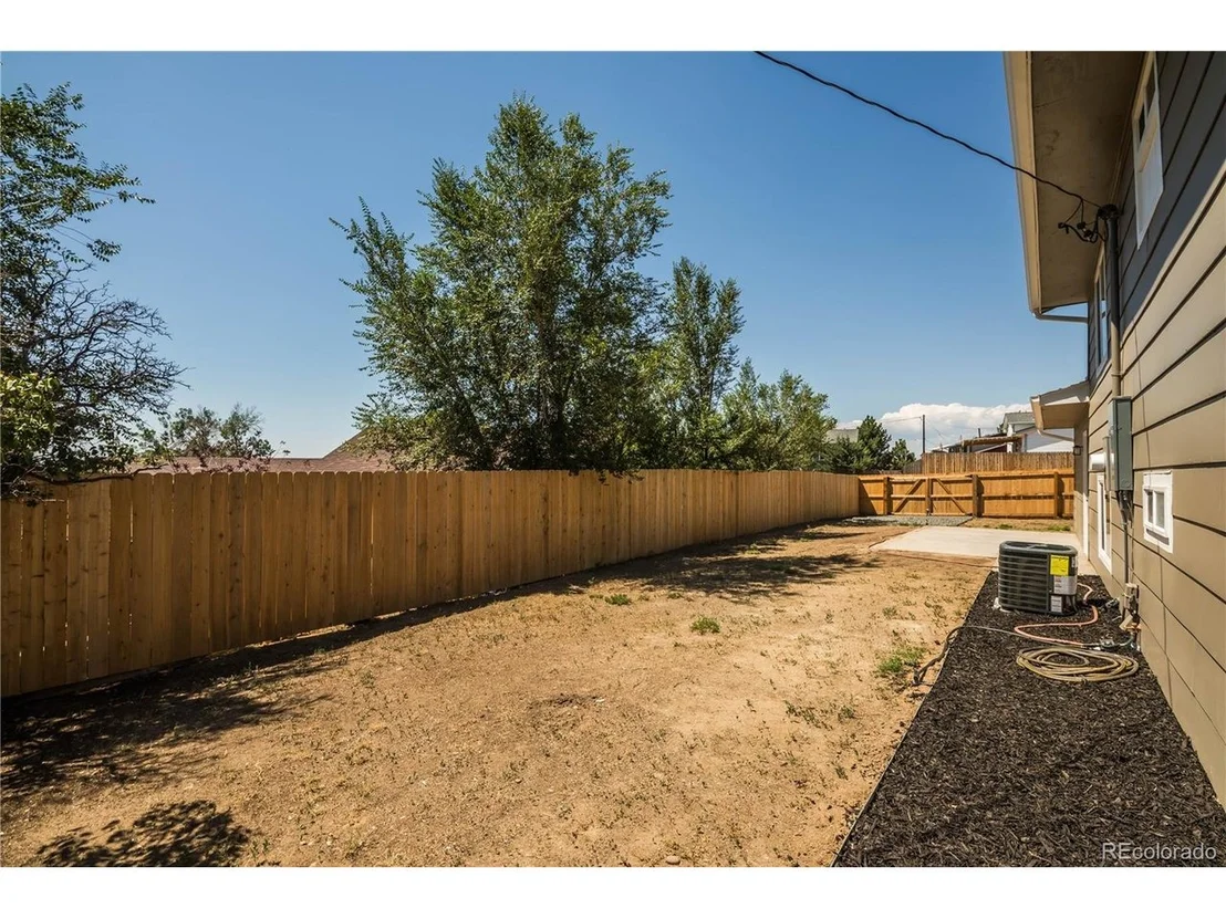 Photo of 540 El Paso Blvd