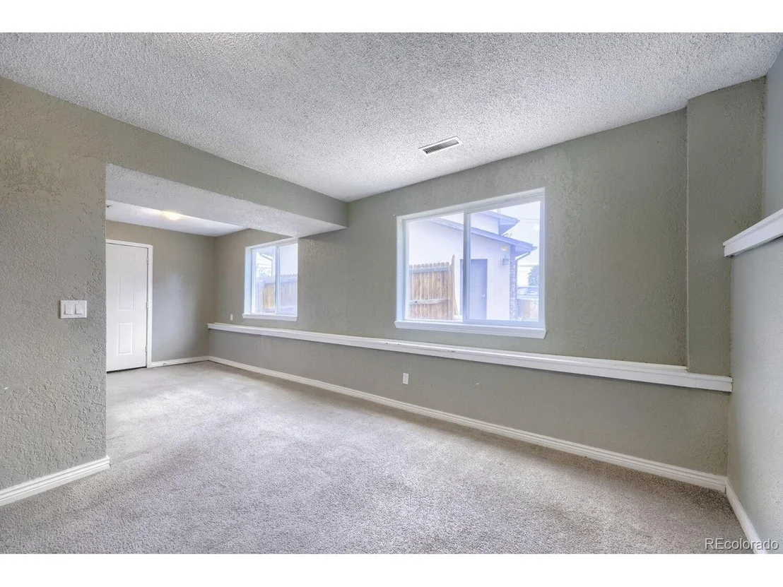 Photo of 7530 Hilltop Cir