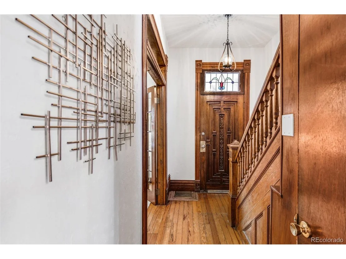 Photo of 3336 Bryant St