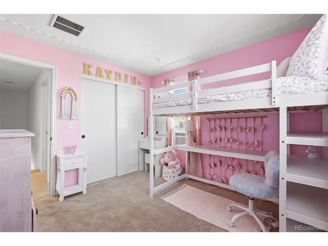 Photo of 759 Willow Dr