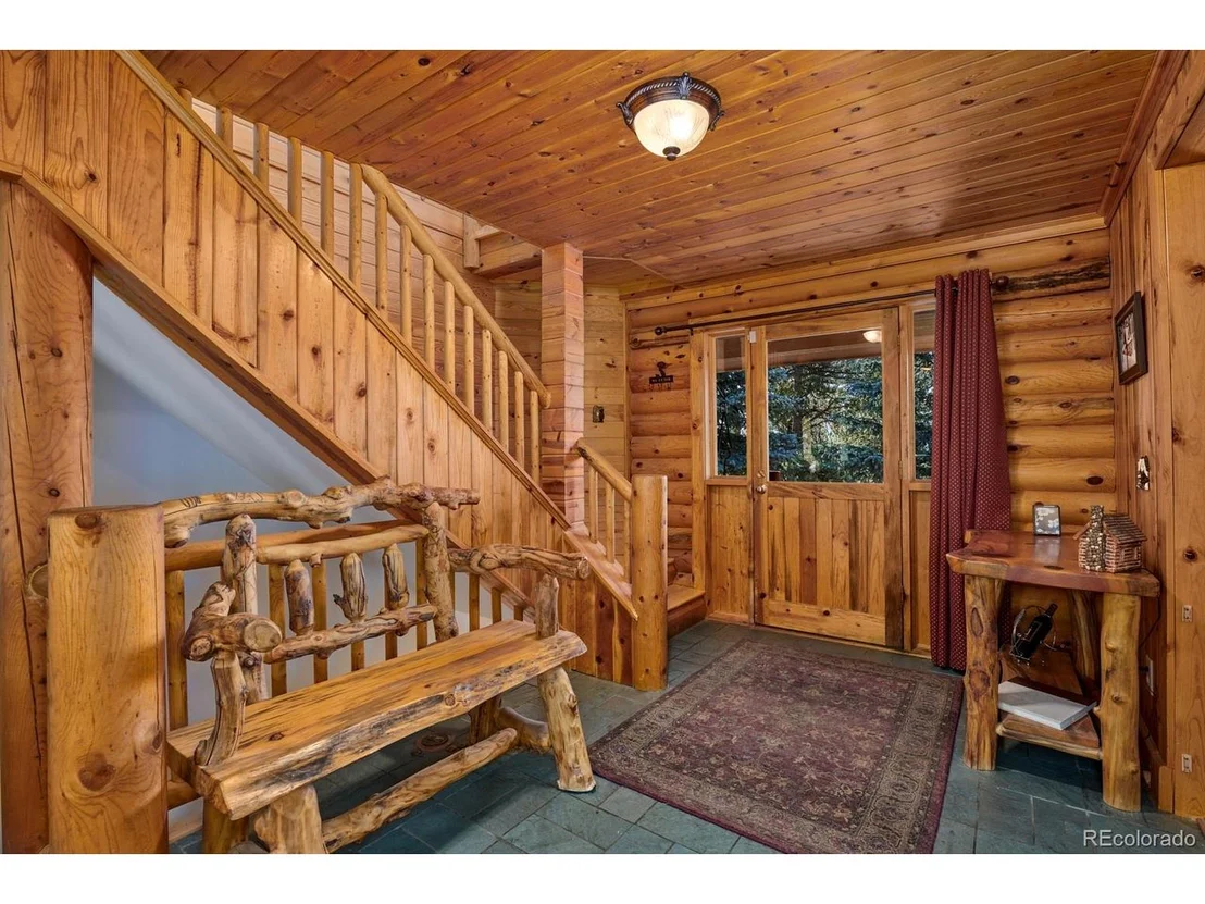 Photo of 323 Spruce Way
