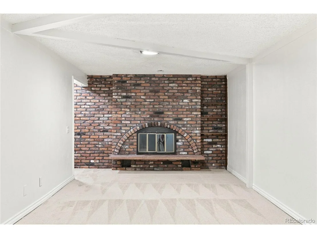 Photo of 8583 Wiley Cir