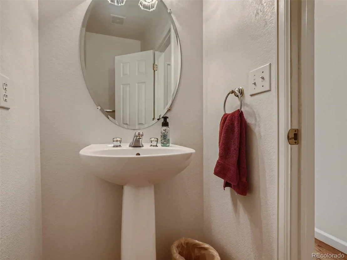 Photo of 6246 Devinney Cir