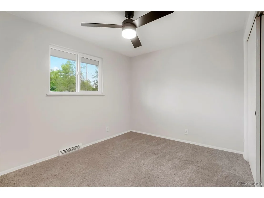 Photo of 8424 Depew St
