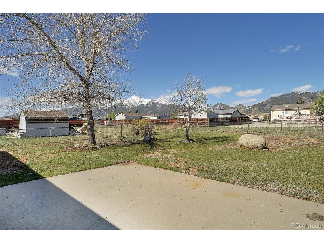 Photo of 164 Robert Dr