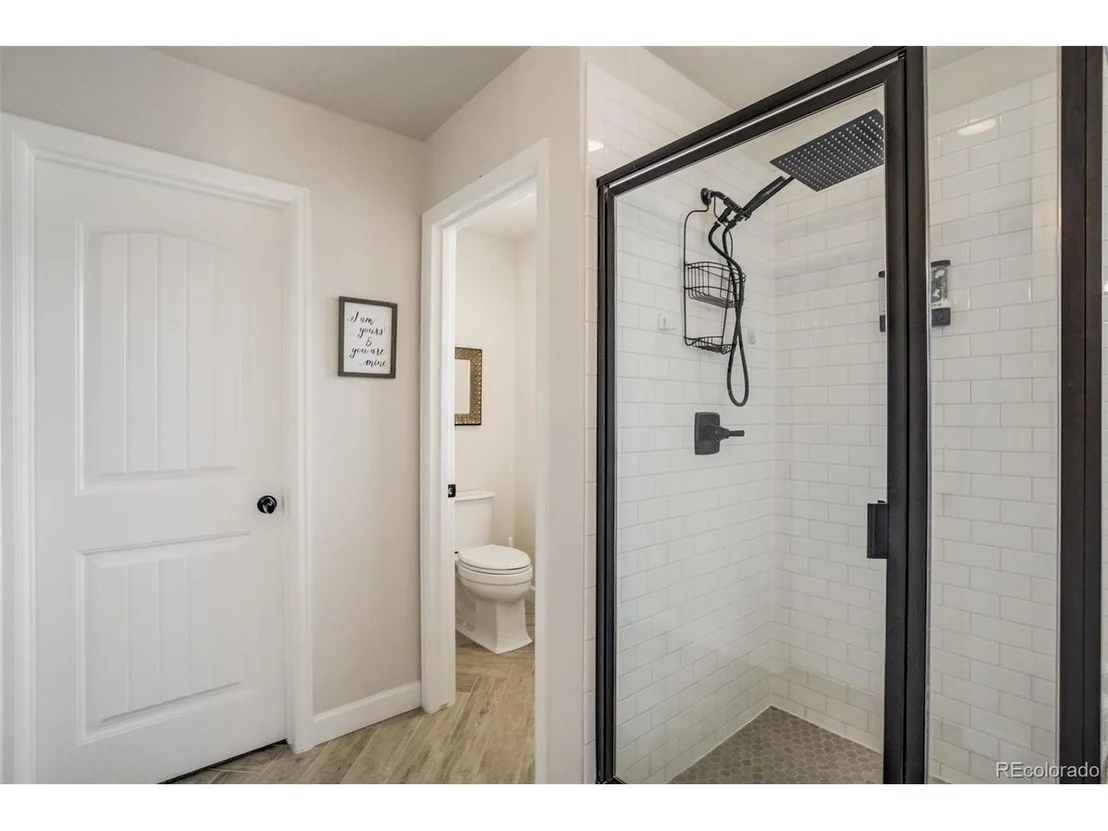 Photo of 5059 Ditmars Ln