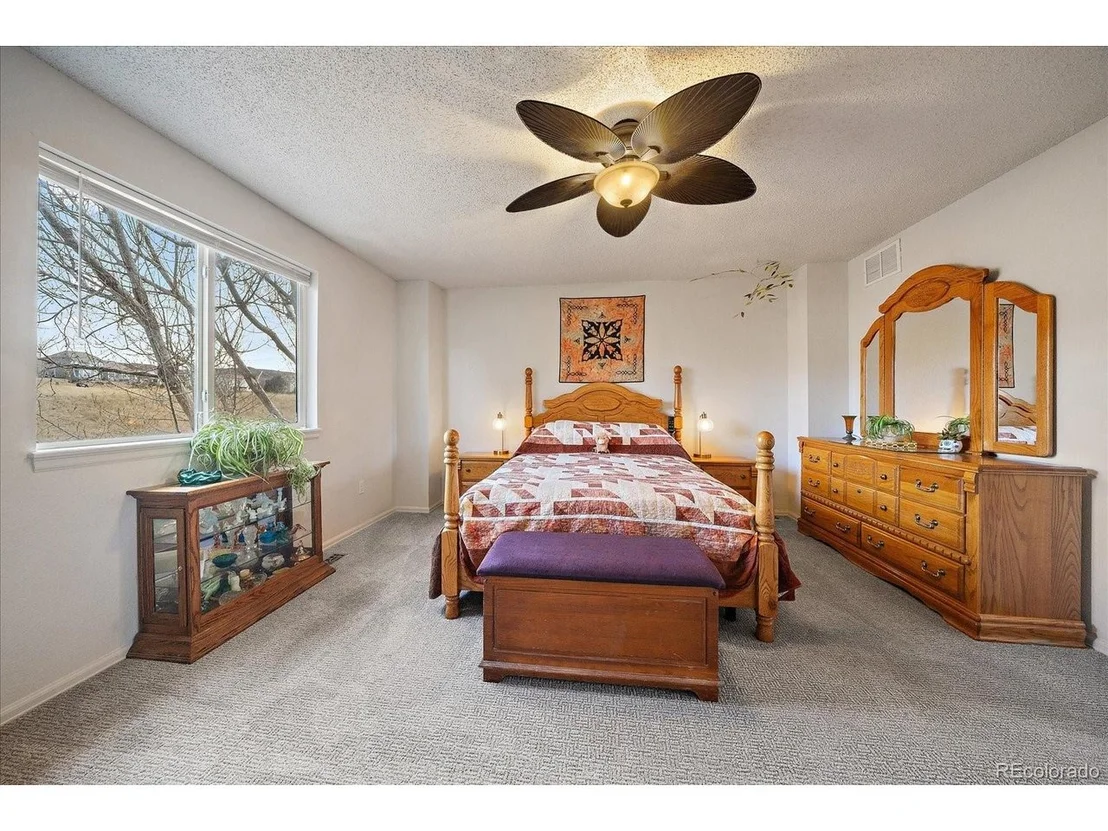 Photo of 700 Mango Dr