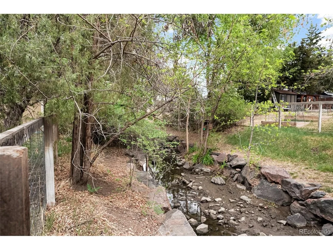Photo of 3352 Vivian Dr