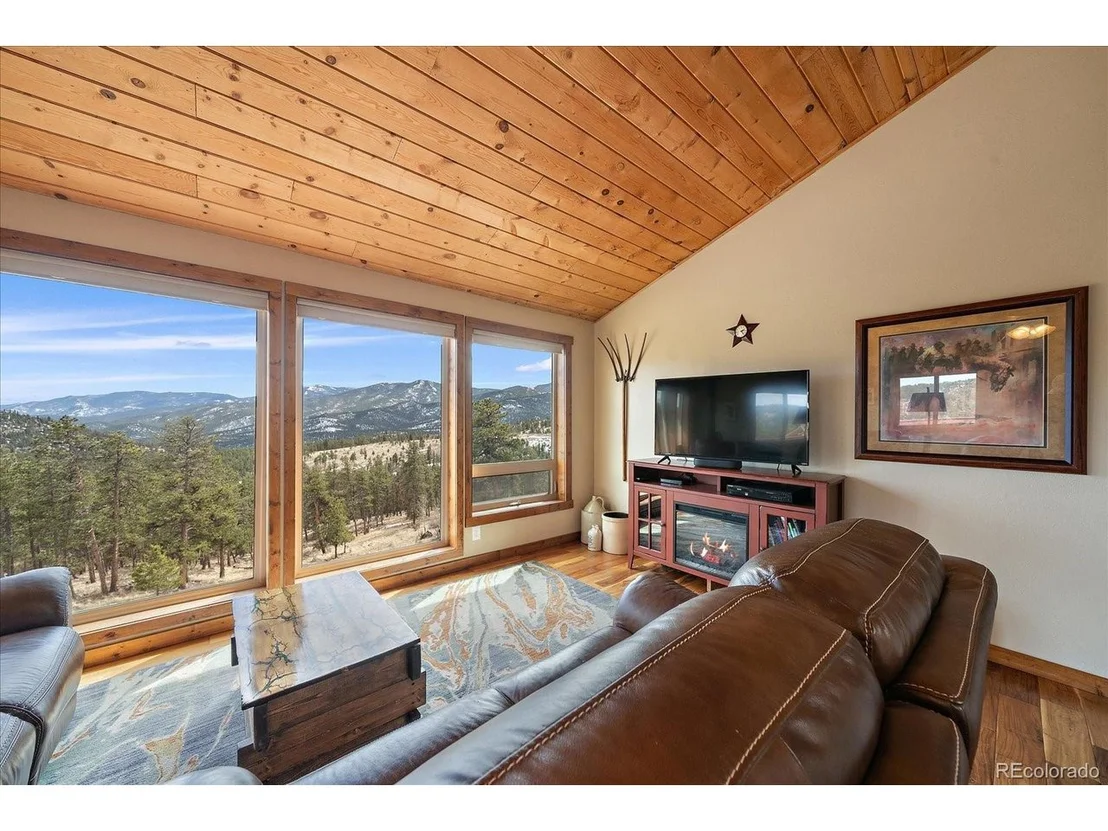 Photo of 485 Jacob Dr