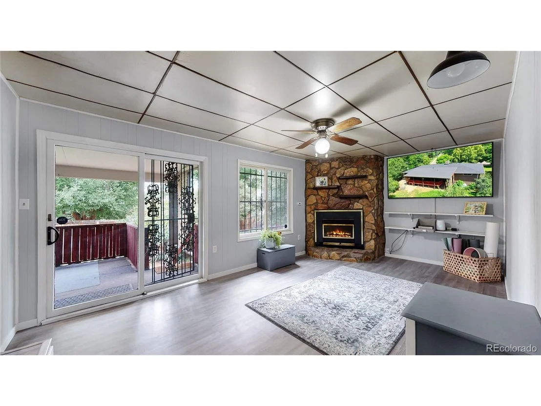 Photo of 4469 Dover St