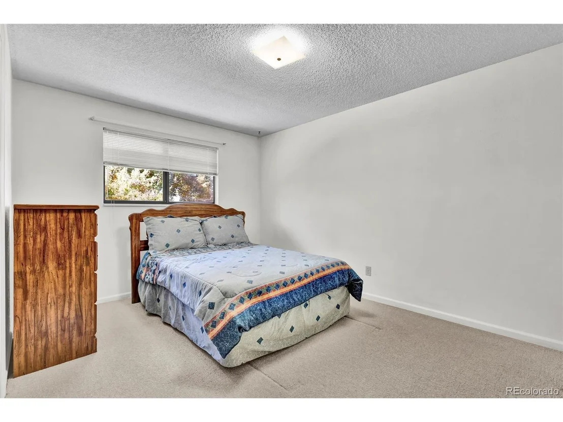 Photo of 844 Mercury Cir