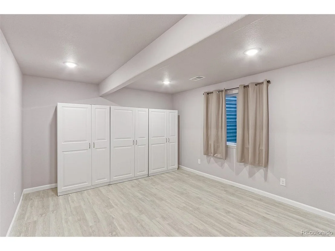 Photo of 2347 E 126th Loop