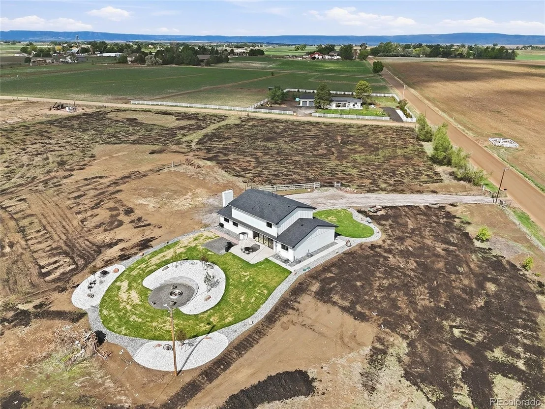 Photo of 434 County Road 16 1/2