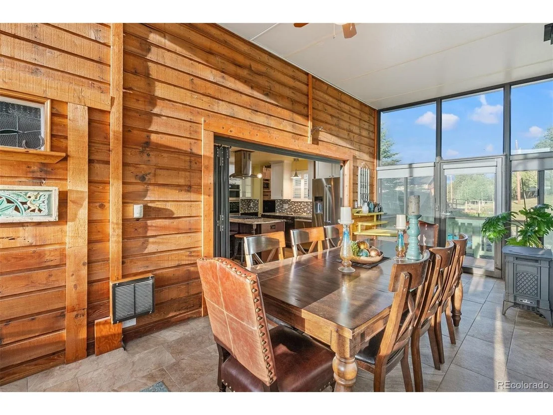 Photo of 576 Bluebird Ln