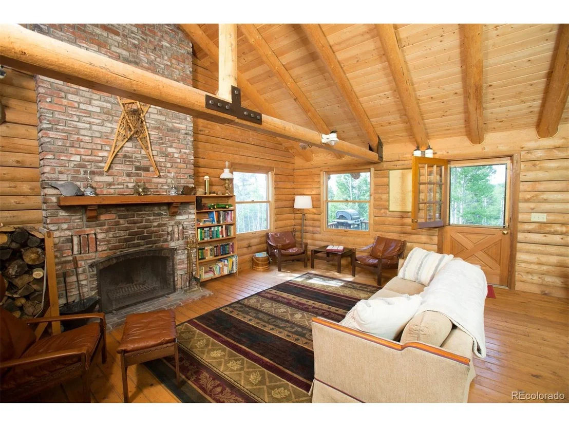 Photo of 1600 Venture Rd