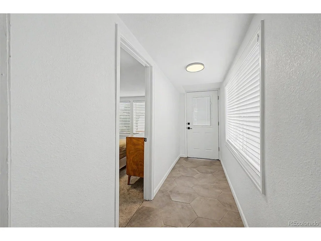 Photo of 3070 W Ford Pl