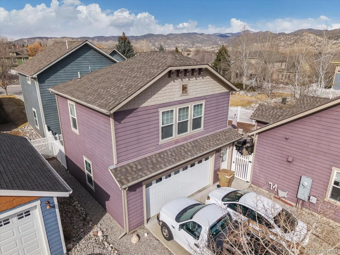 Photo of 39 Trailside Cir