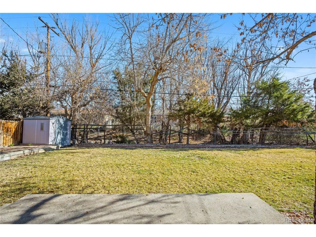 Photo of 6359 Brooks Dr