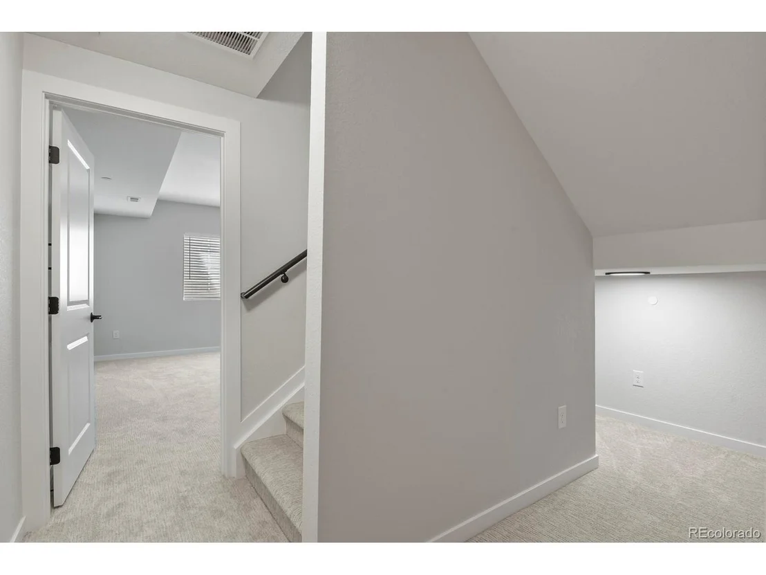 Photo of 106 Cayauga Way