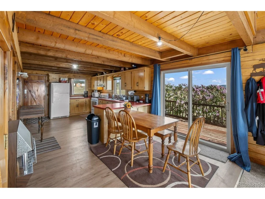 Photo of 7256 Jefferson Rd