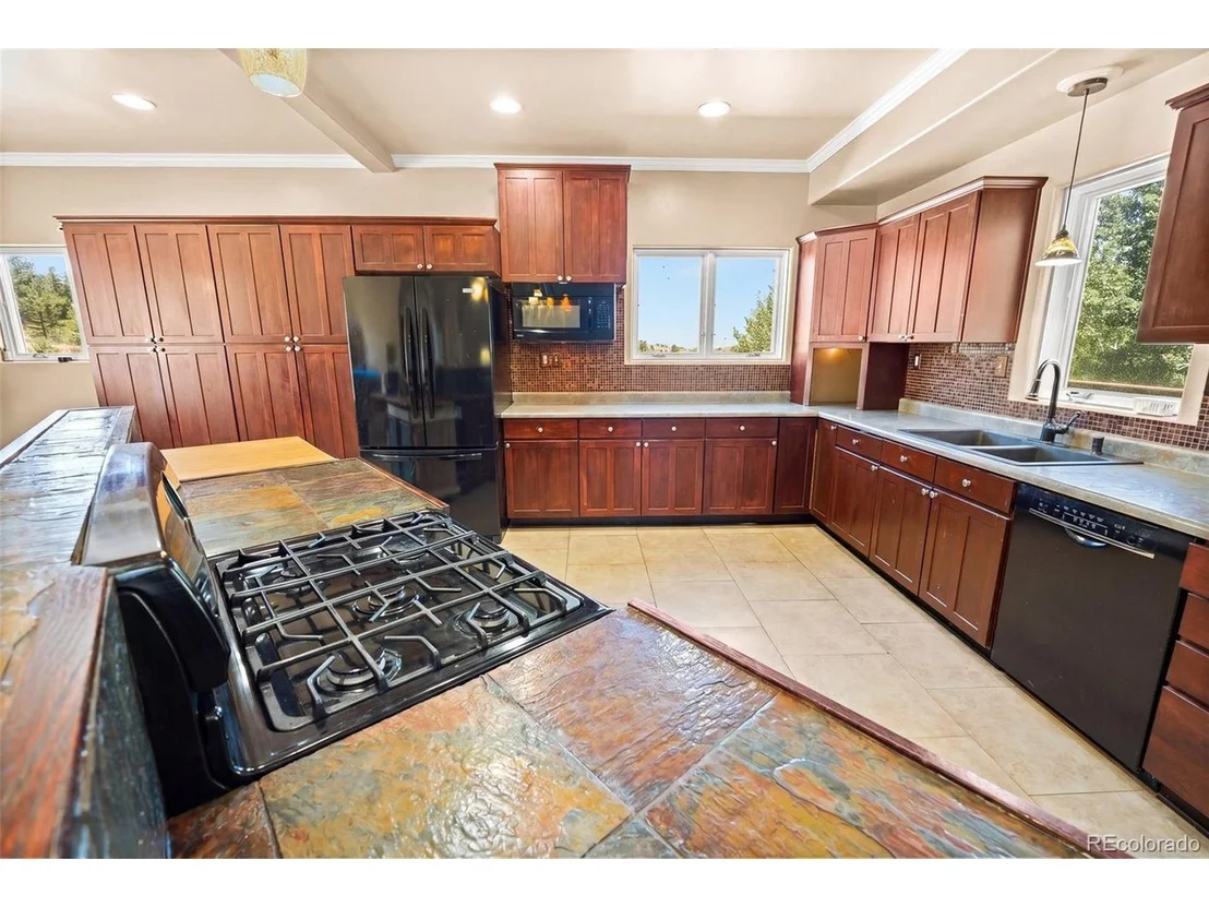 Photo of 114 Ranier Ln