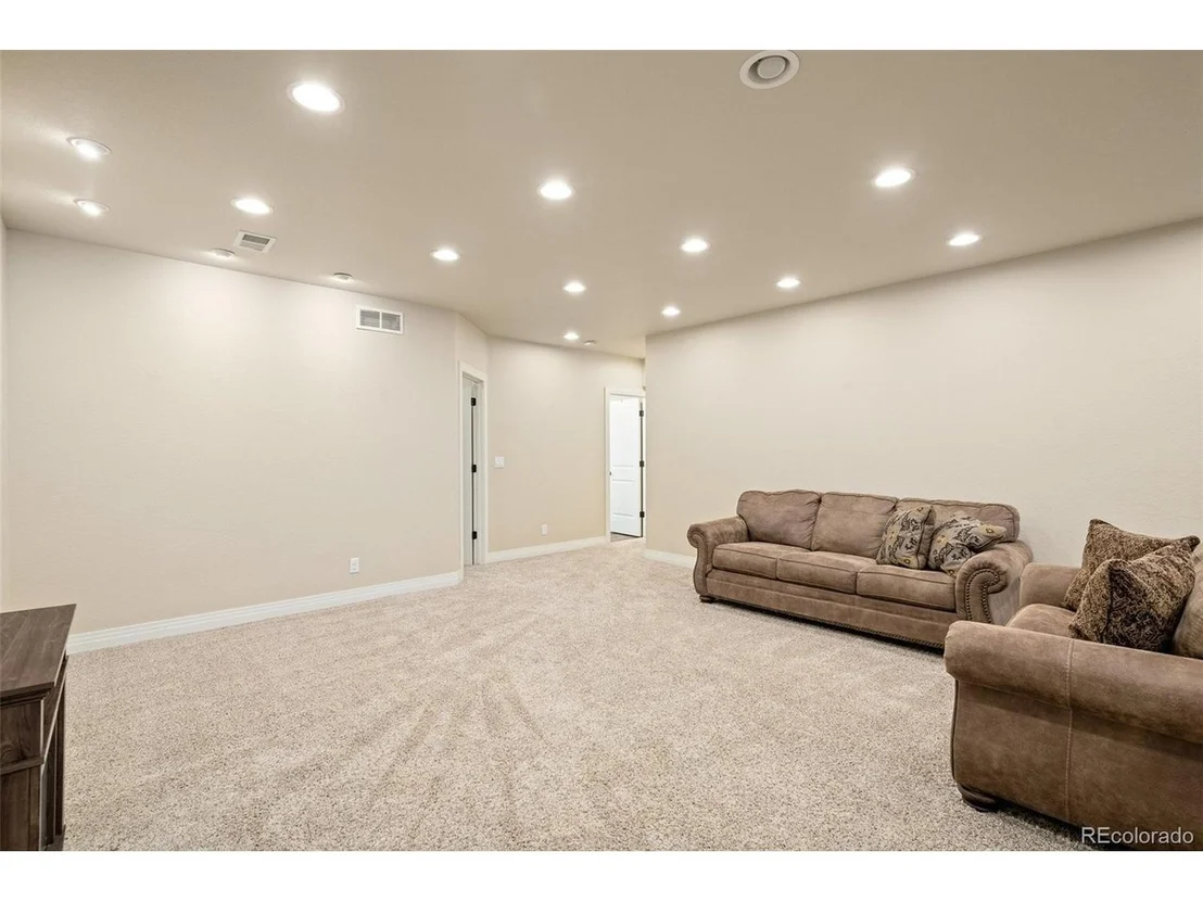 Photo of 41865 Muirfield Loop