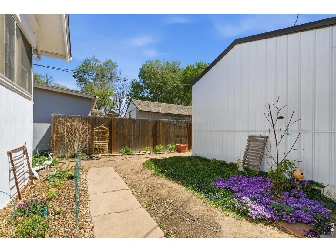 Photo of 212 2nd St