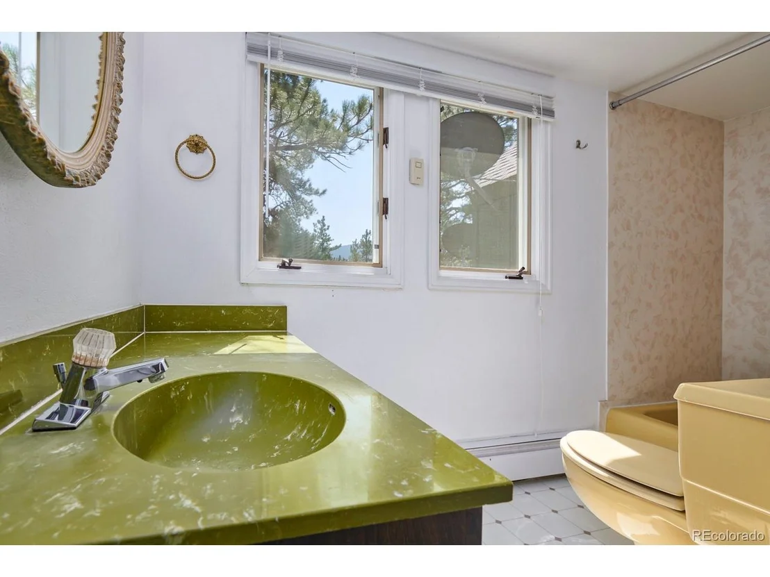 Photo of 9 Canyon View Rd