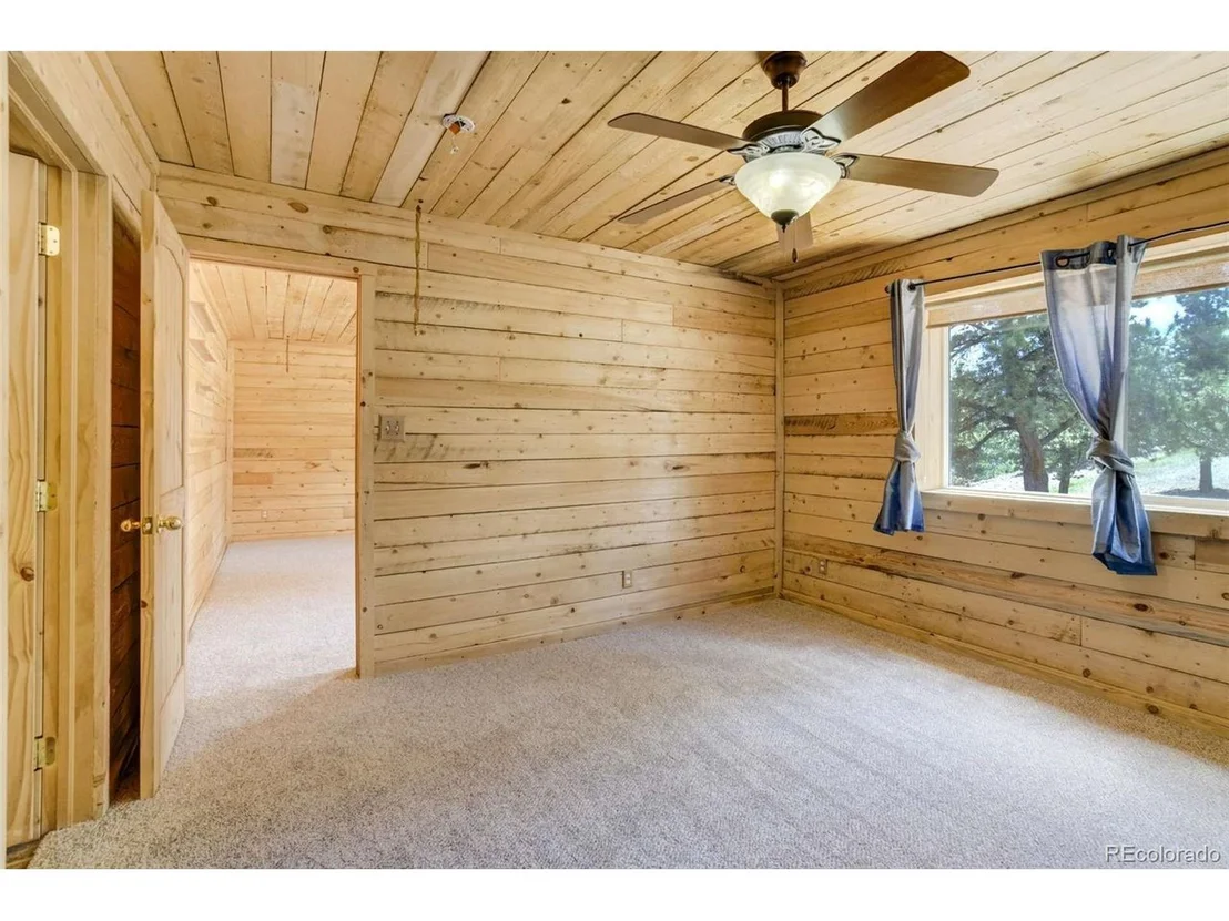 Photo of 70 Elk Cir