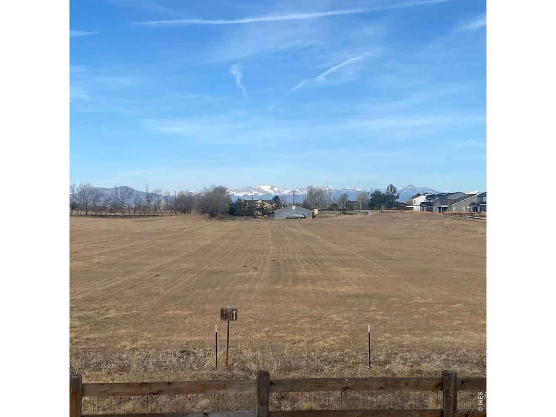 Photo of 2656 Long Ln