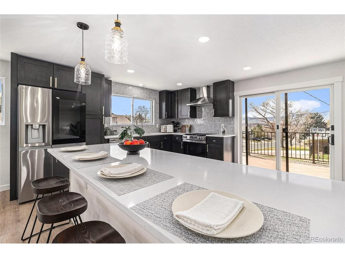 Photo of 6711 Field St