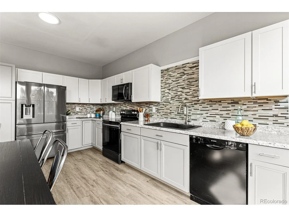 Photo of 1300 Foxtail Dr