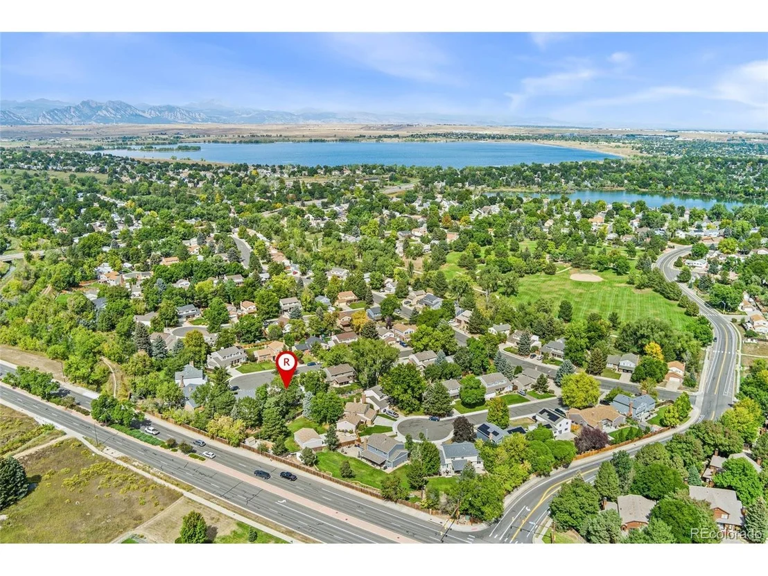 Photo of 8052 Iris Ct