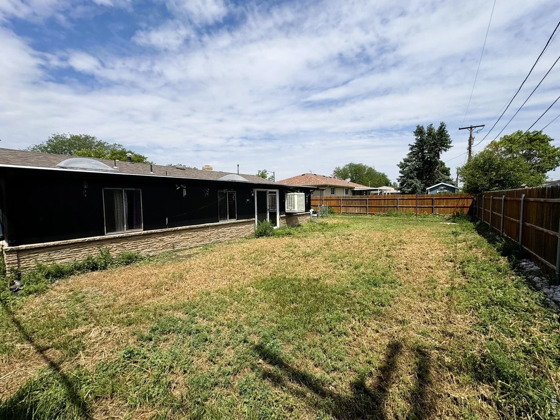 Photo of 1324 Buchanan St