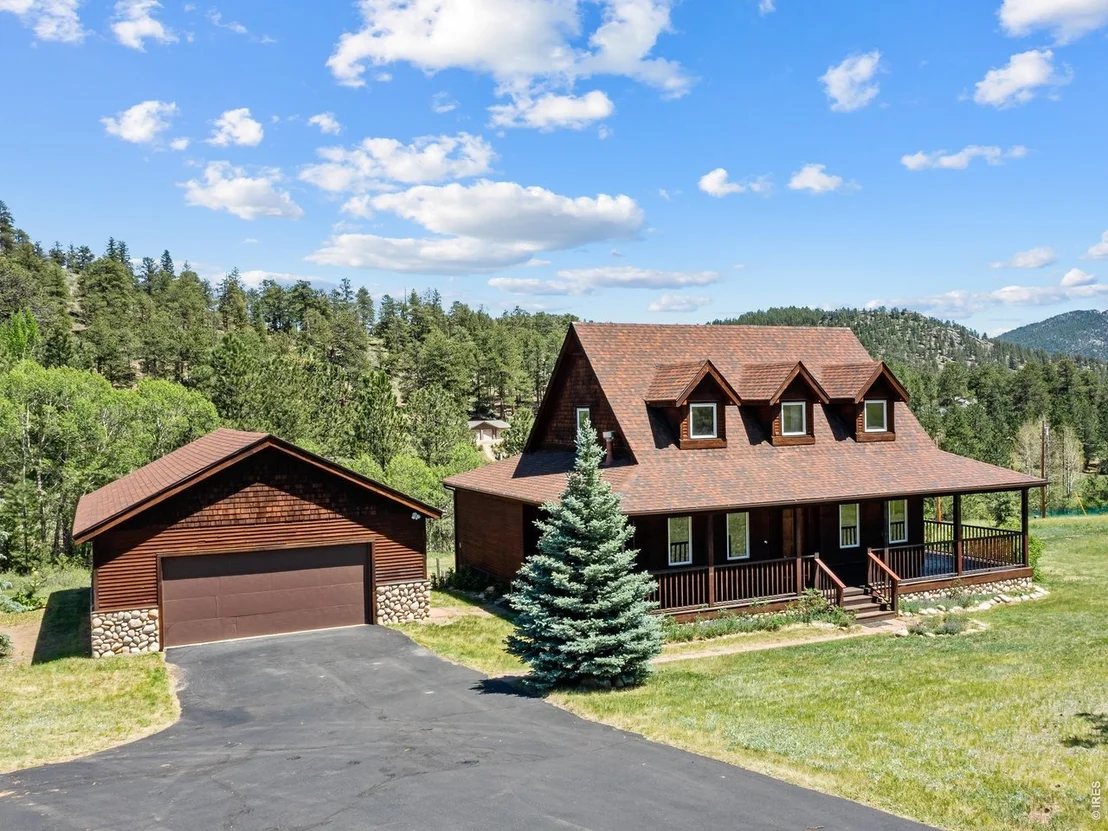 Photo of 2180 Devils Gulch Rd