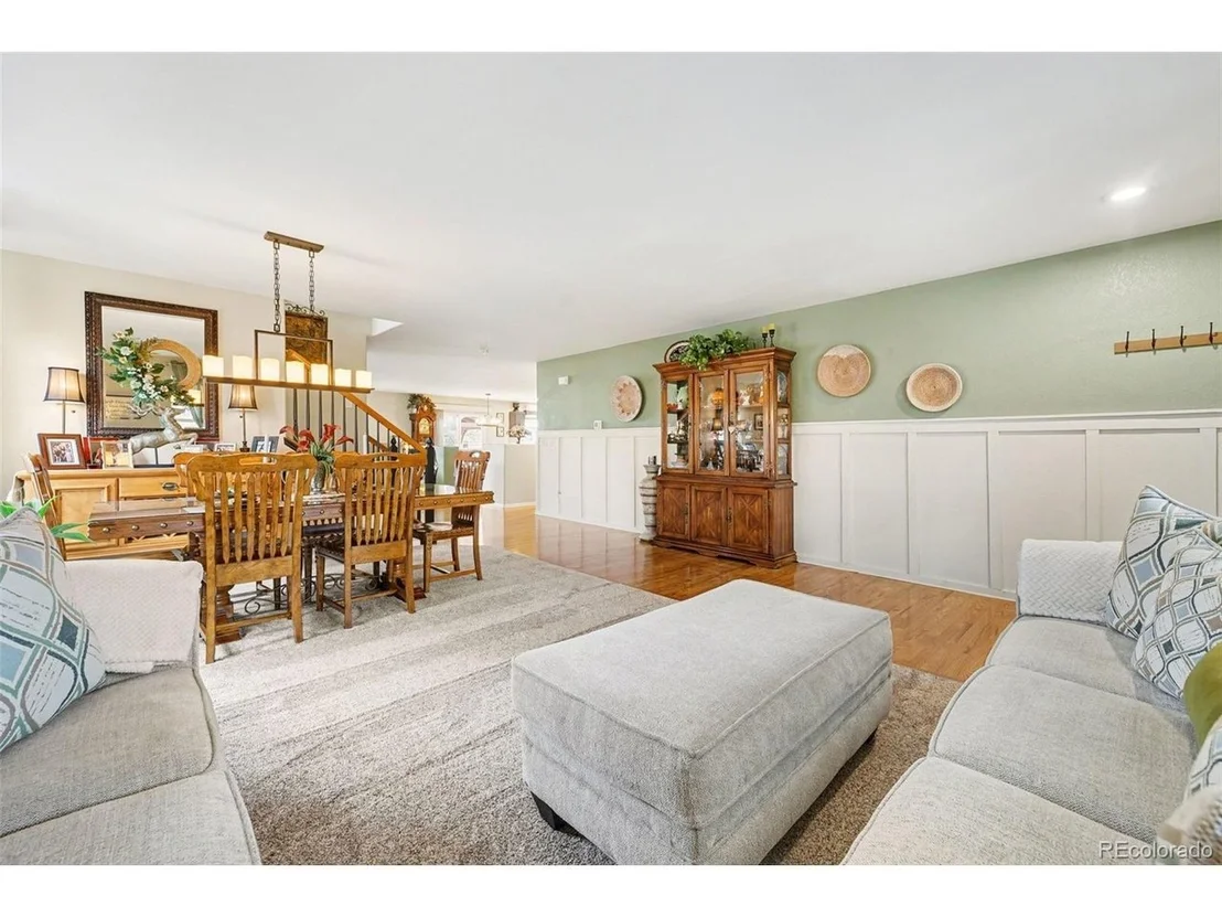Photo of 4768 Spinning Wheel Dr