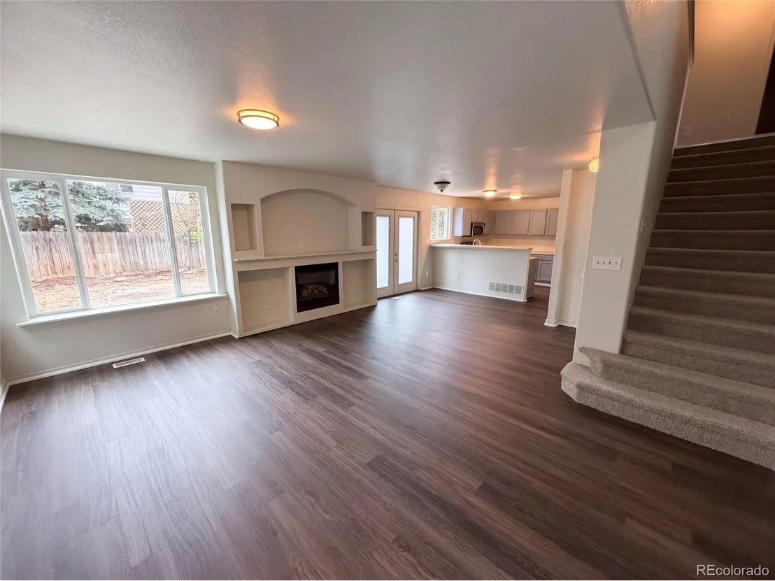 Photo of 6670 Stagecoach Ave