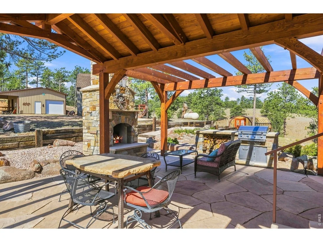 Photo of 557 Red Bluff Rd