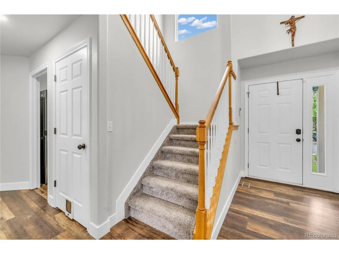 Photo of 154 Falcon Cir