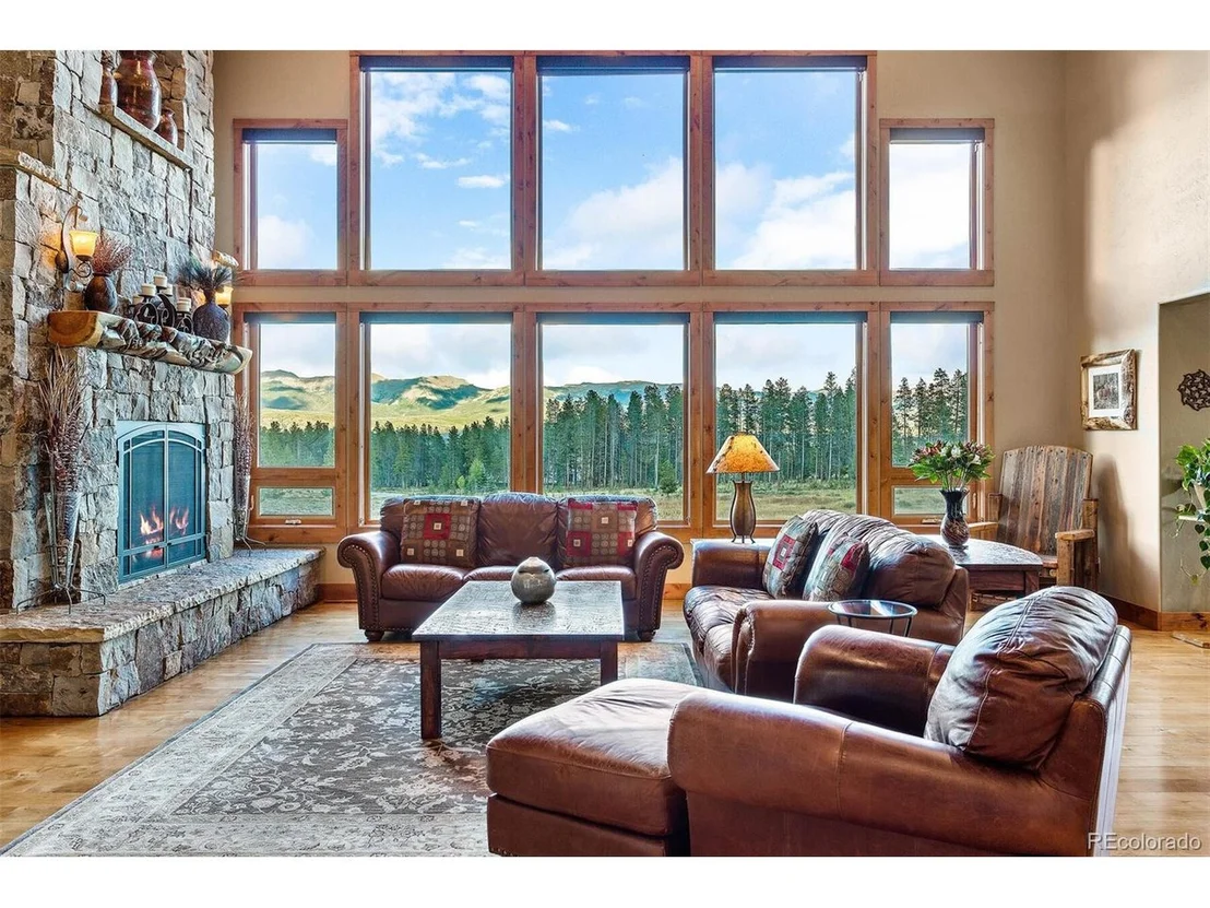 Photo of 657 Stagecoach Dr