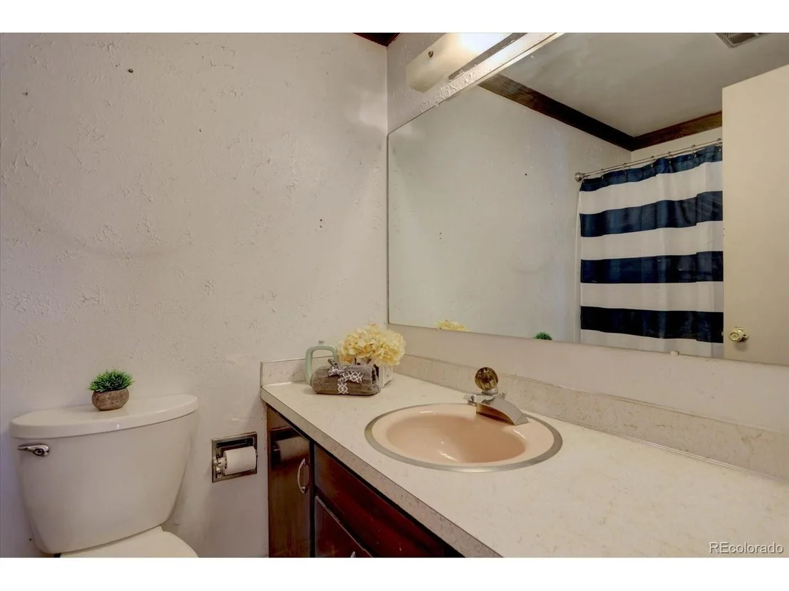 Photo of 9145 Grandview Ave