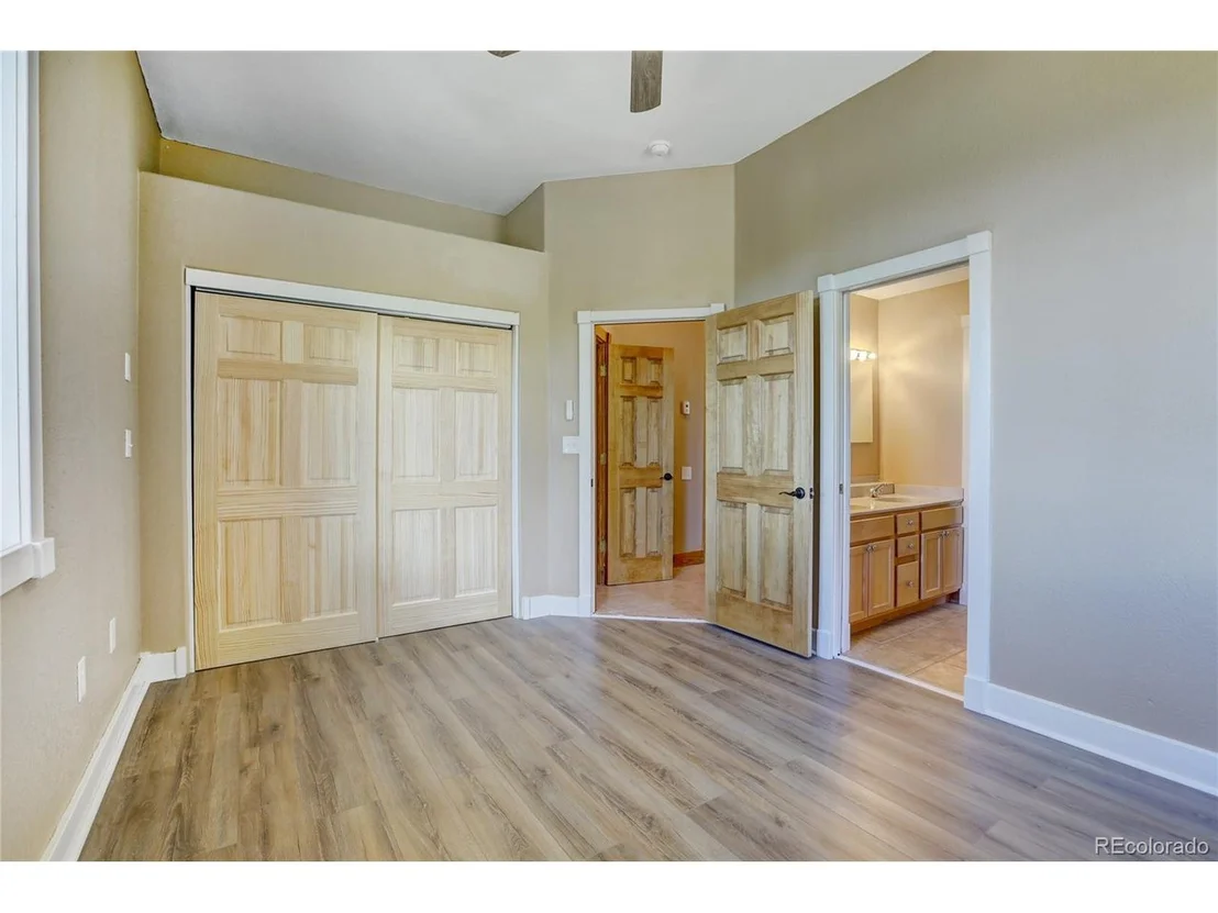 Photo of 449 Squaw Mountain Trl