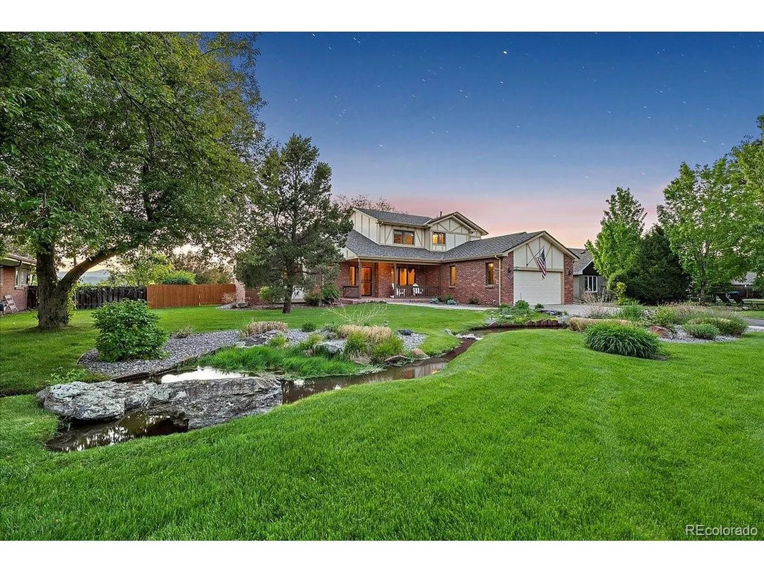 Photo of 35 Skyline Dr